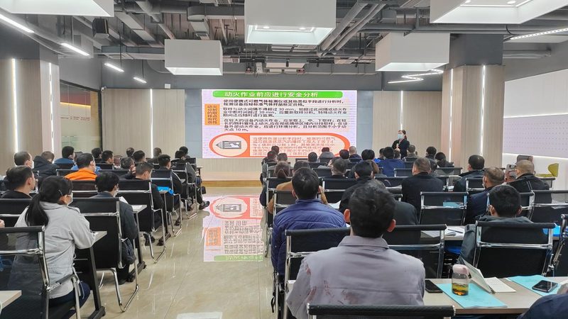消防工程师培训包过班，如何选择适合自己的课程？**
