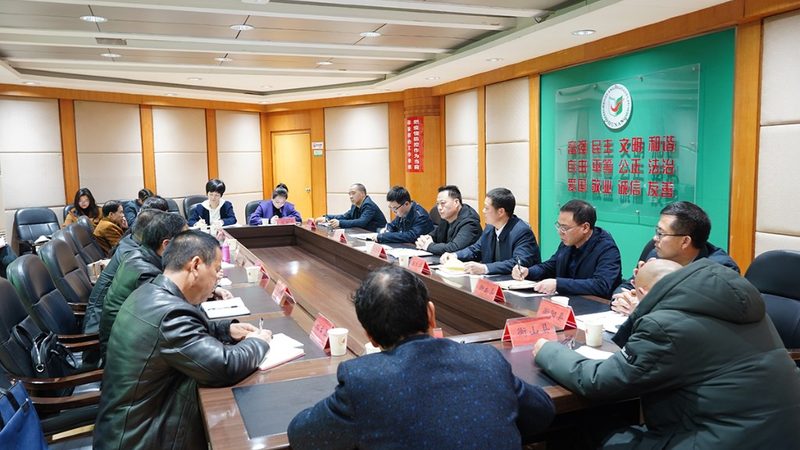 新员工管理培训加盟，如何选择合适机构？**